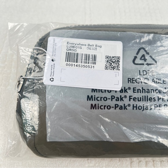 NWT Lululemon Everywhere Belt Bag (1L) - Grey Sage - Picture 2 of 6